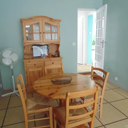 Entierement Renove Avec Wifi A Pied Appartamento