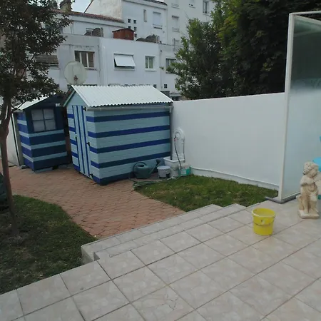 Apartment Entierement Renove Avec Internet, Vous Pouvez Faire A Pied *