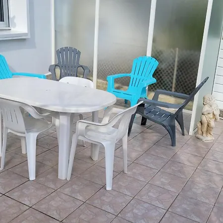 Entierement Renove Avec Internet, Vous Pouvez Faire A Pied * Royan