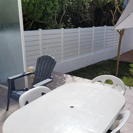 Entierement Renove Avec Internet, Vous Pouvez Faire A Pied *